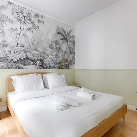 Appartamento Mykeypers - Design & Cosy Flat 2br Center - Moulin Rouge Parigi
