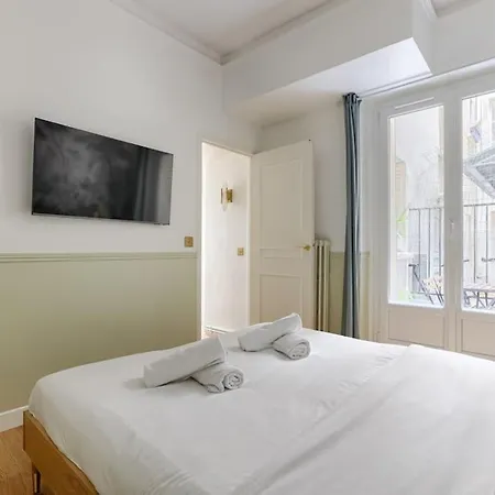 Appartamento Mykeypers - Design & Cosy Flat 2br Center - Moulin Rouge
